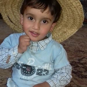 Meet your Posher, Ahmad